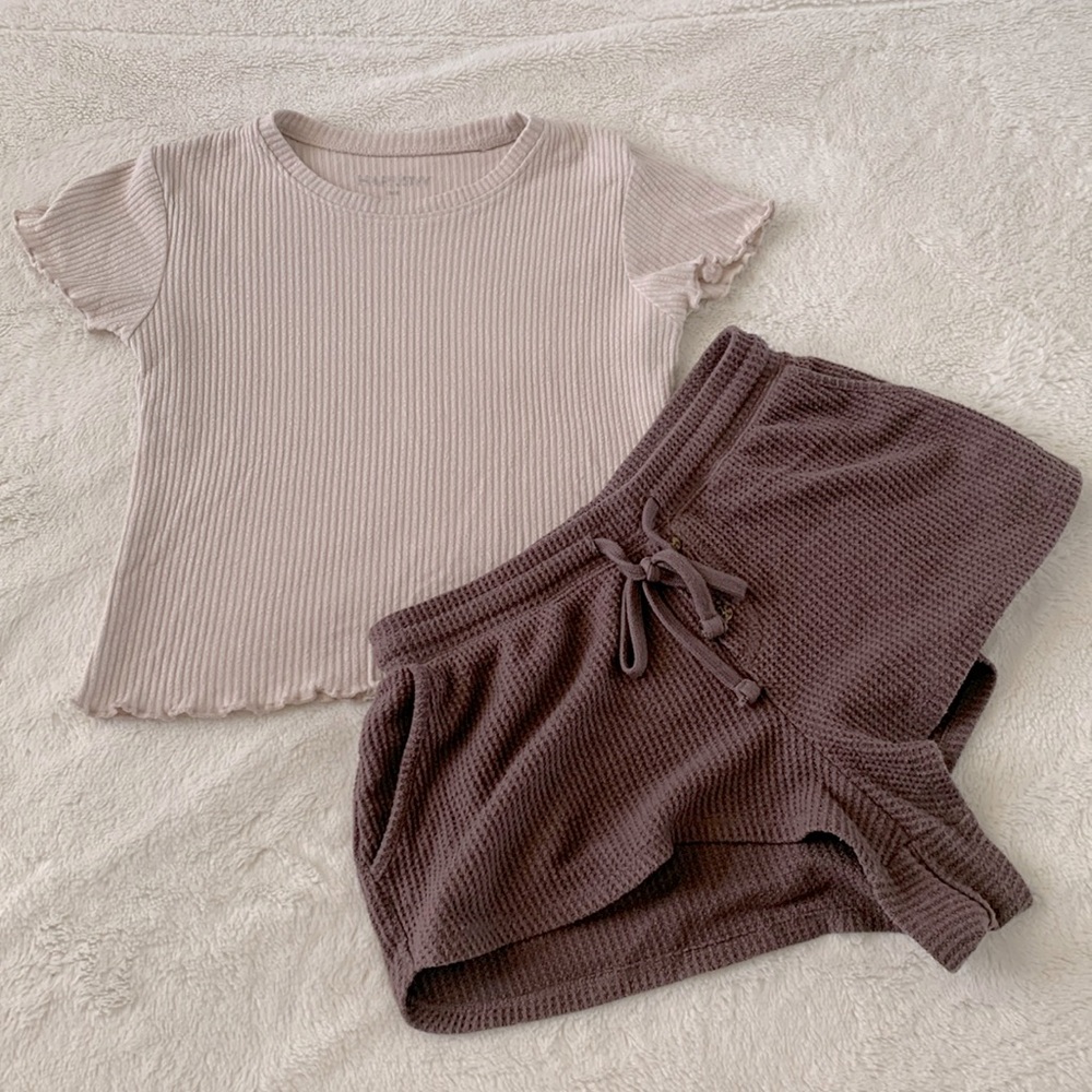 🐻🤎Harlow Set - Top(Medium), Shorts(Small)